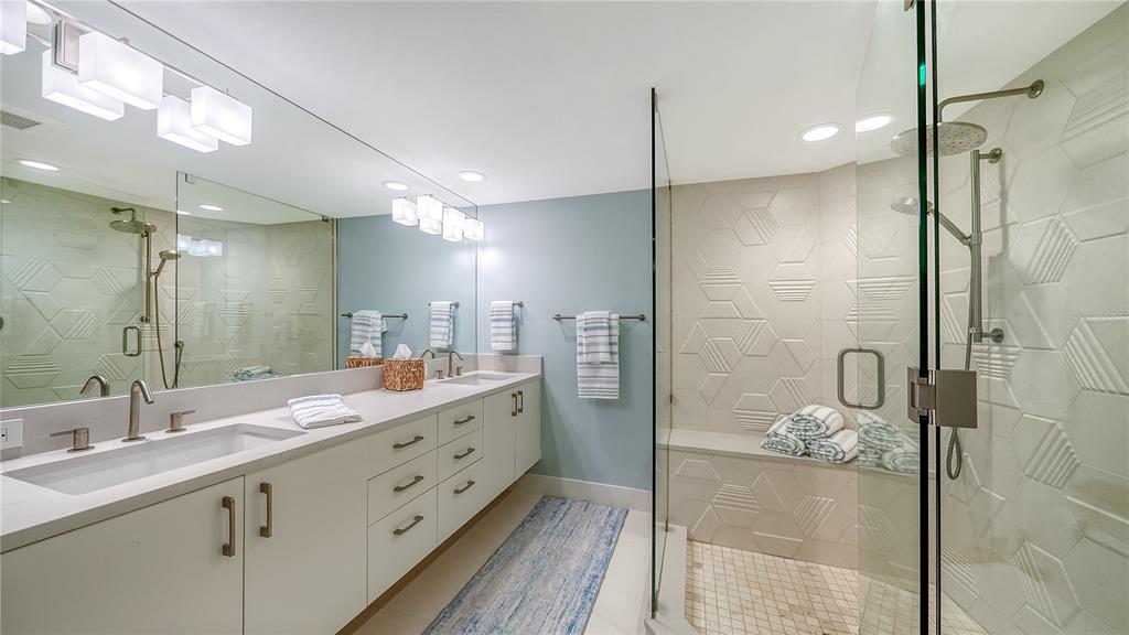 100 Sands Point Road, Unit 114 Longboat Key, FL 34228 - Photo 27 of 40