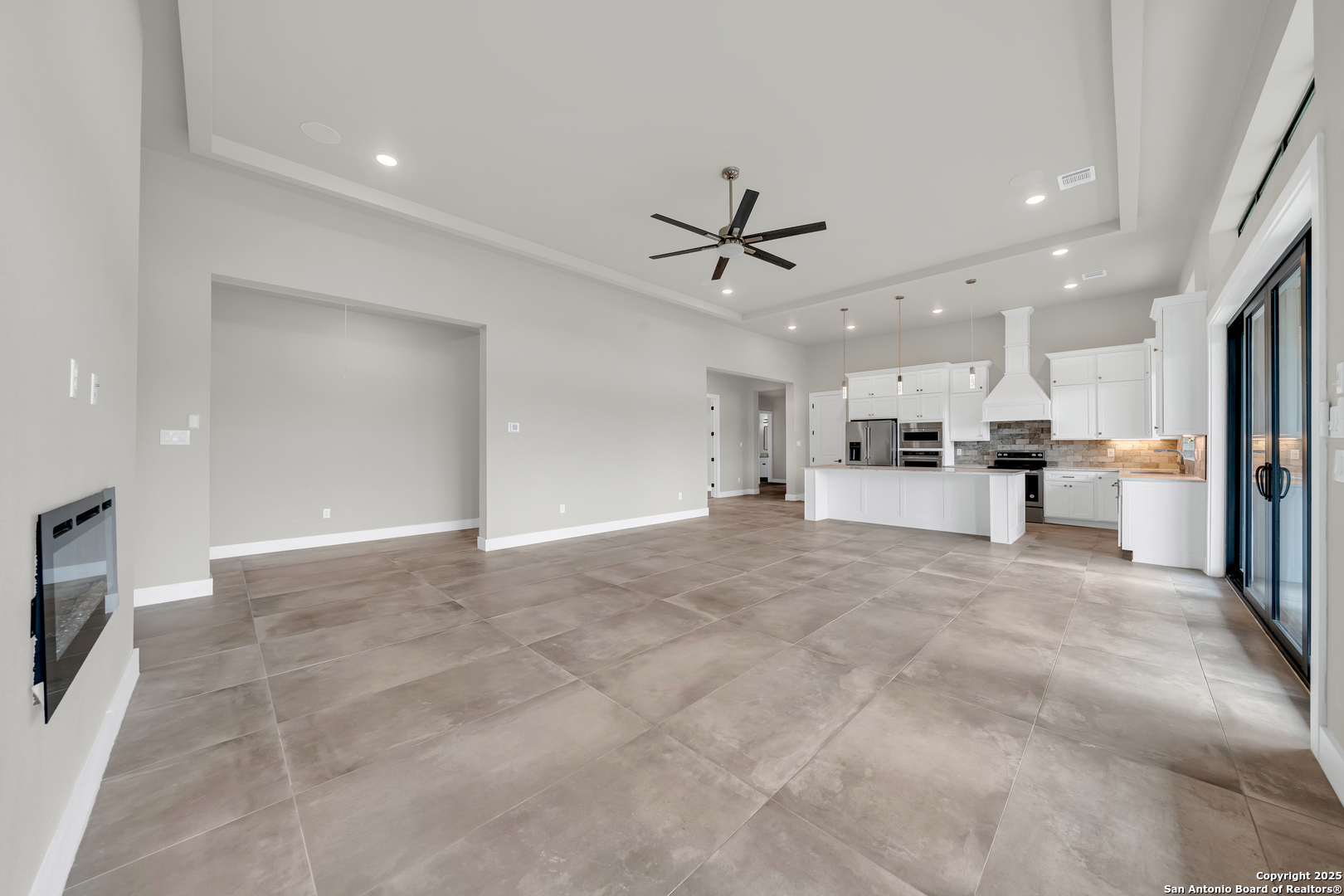 6846 Spring Branch Road Spring Branch, TX 78070 - Photo 26 of 46 a view of kitchen with refrigerator and microwave