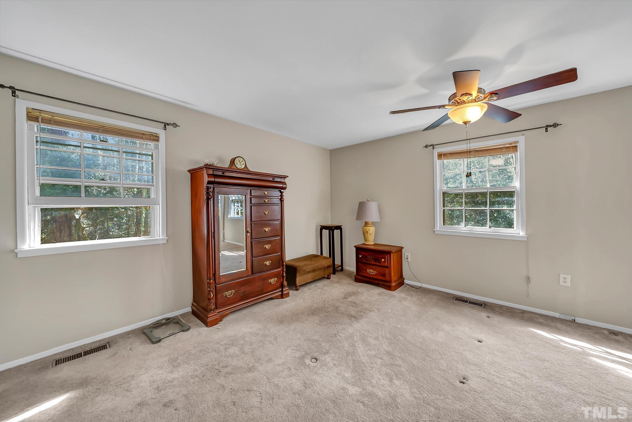 409 Troy Place Raleigh, NC 27609 - Photo 33 of 40 Gallery Image 33
