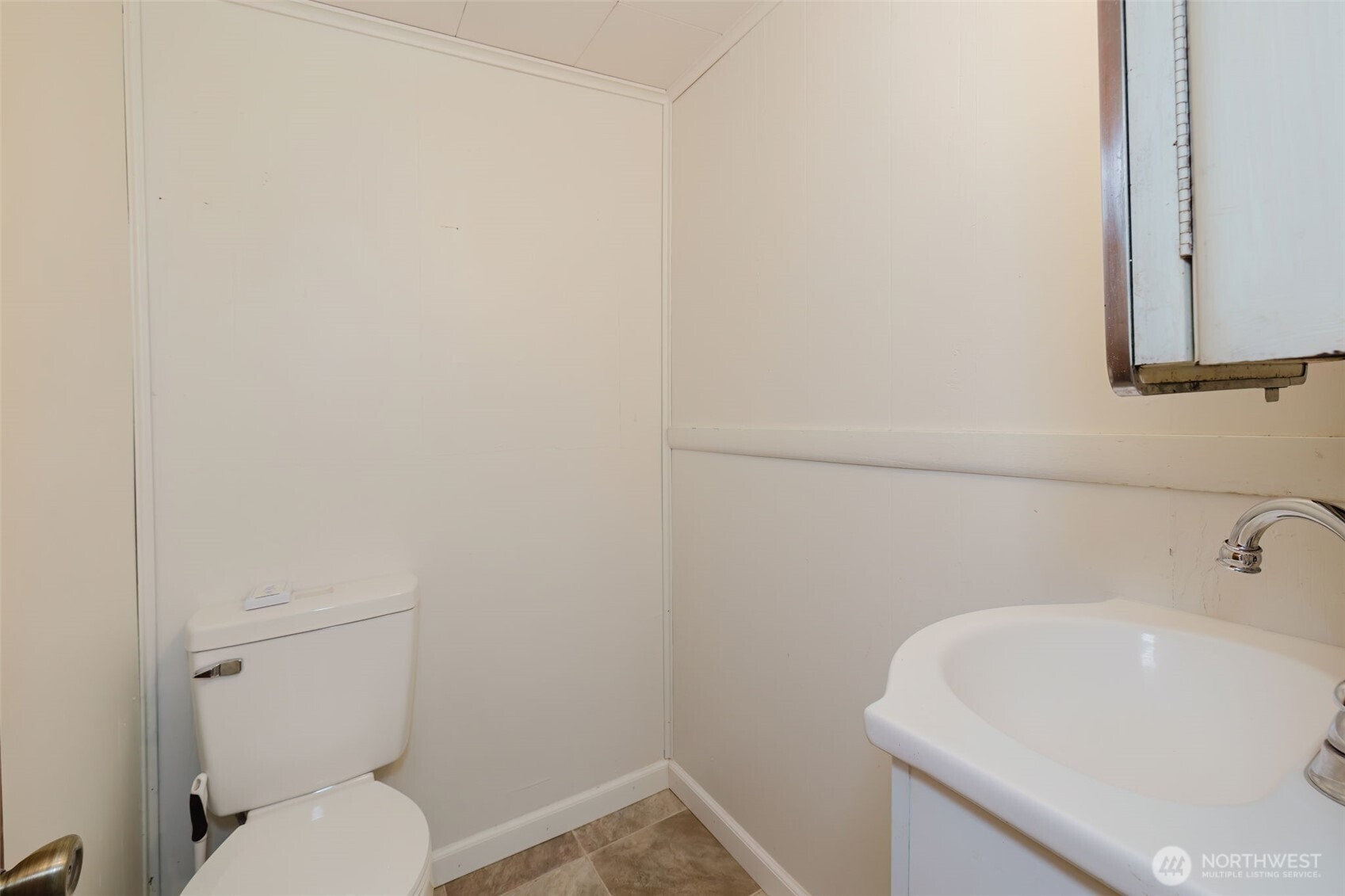 4564 Southeast Horstman Road Port Orchard, WA 98366 - Photo 16 of 36 Gallery Image 16