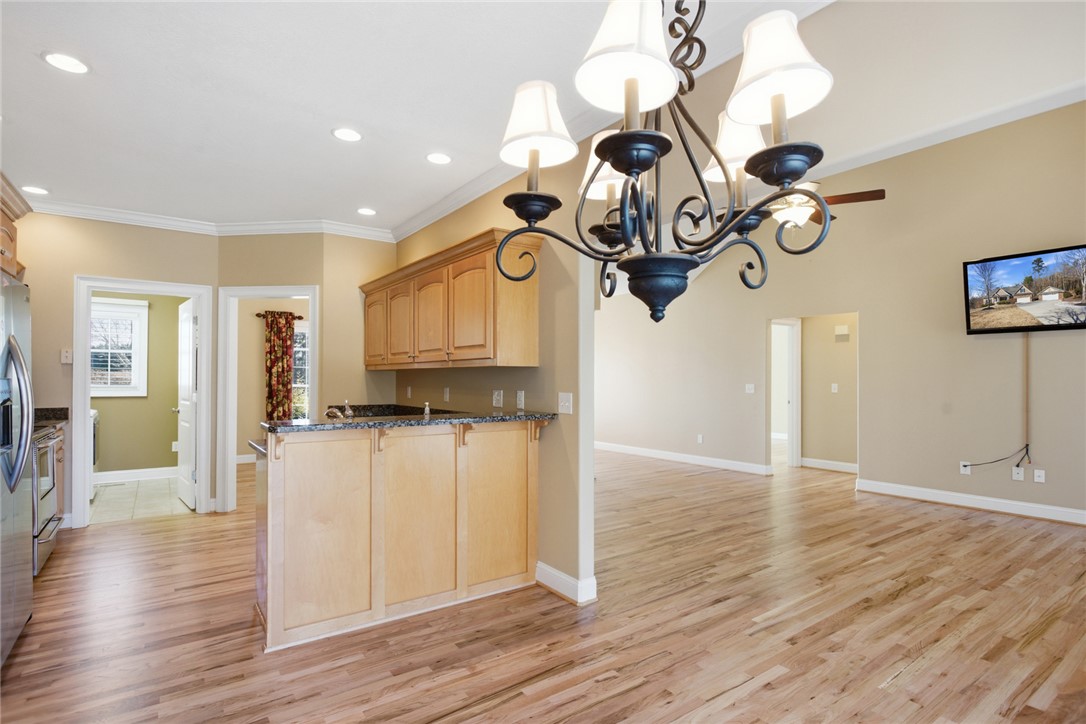 9069 Fairview Church Road Seneca, SC 29672 - Photo 13 of 48 Breakfast Nook facing Great Room and Kitchen.