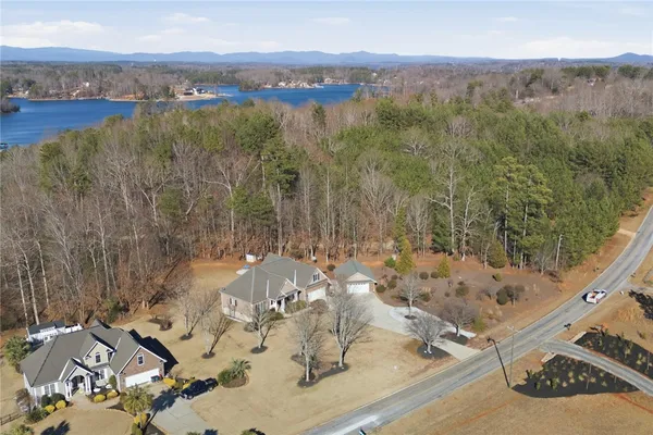 $675,000 | 9069 Fairview Church Road, Seneca, SC 29672