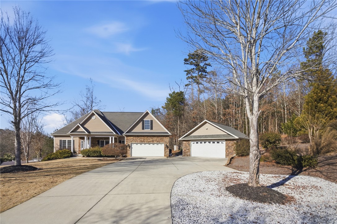 9069 Fairview Church Road Seneca, SC 29672 - Photo 36 of 48 Nicely landscaped.