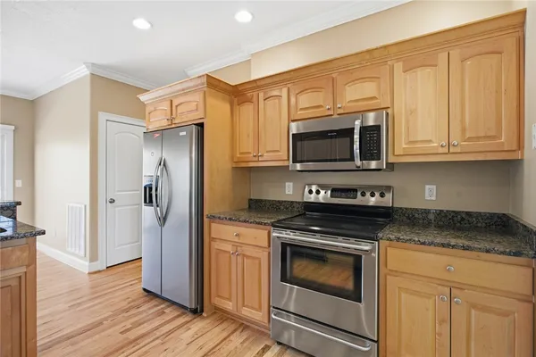 $675,000 | 9069 Fairview Church Road, Seneca, SC 29672
