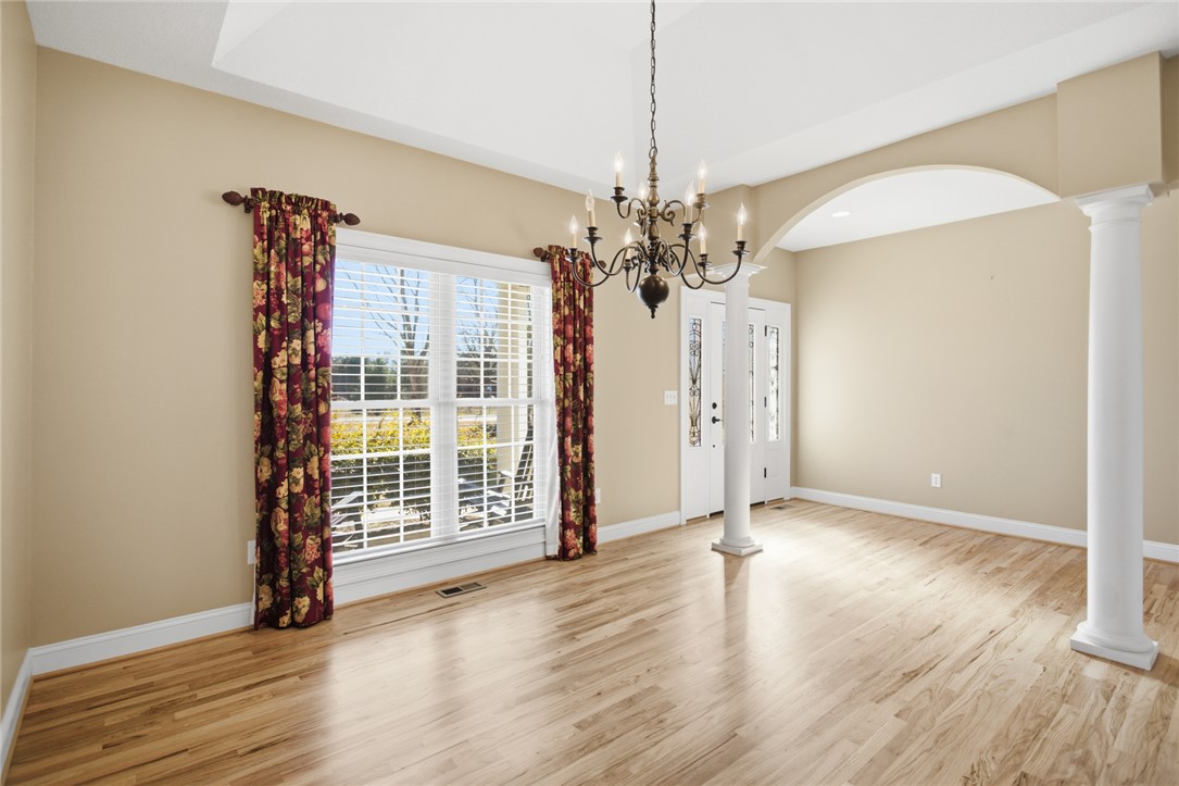 9069 Fairview Church Road Seneca, SC 29672 - Photo 8 of 48 Dining Room.