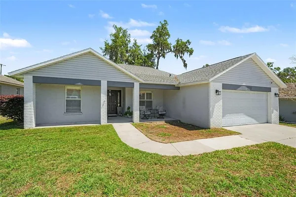 $400,000 | 2333 Towering Oaks Circle, Seffner, FL 33584