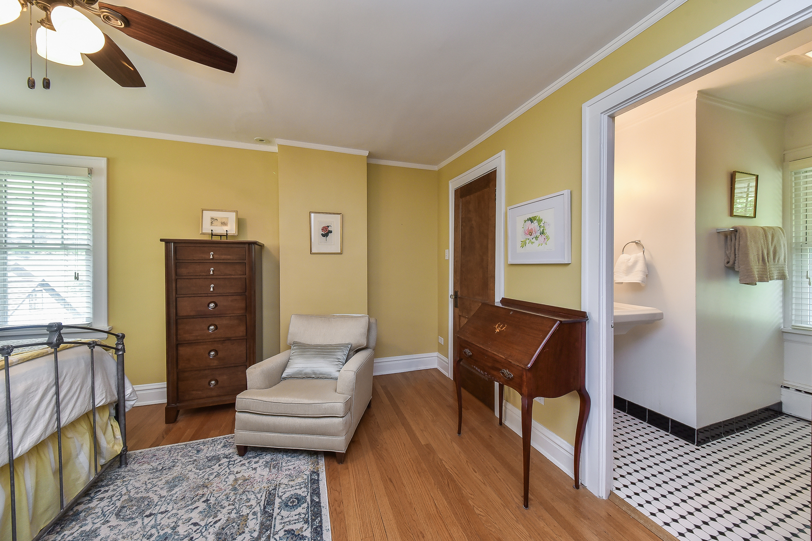 811 North Scott Street Wheaton, IL 60187 - Photo 13 of 25