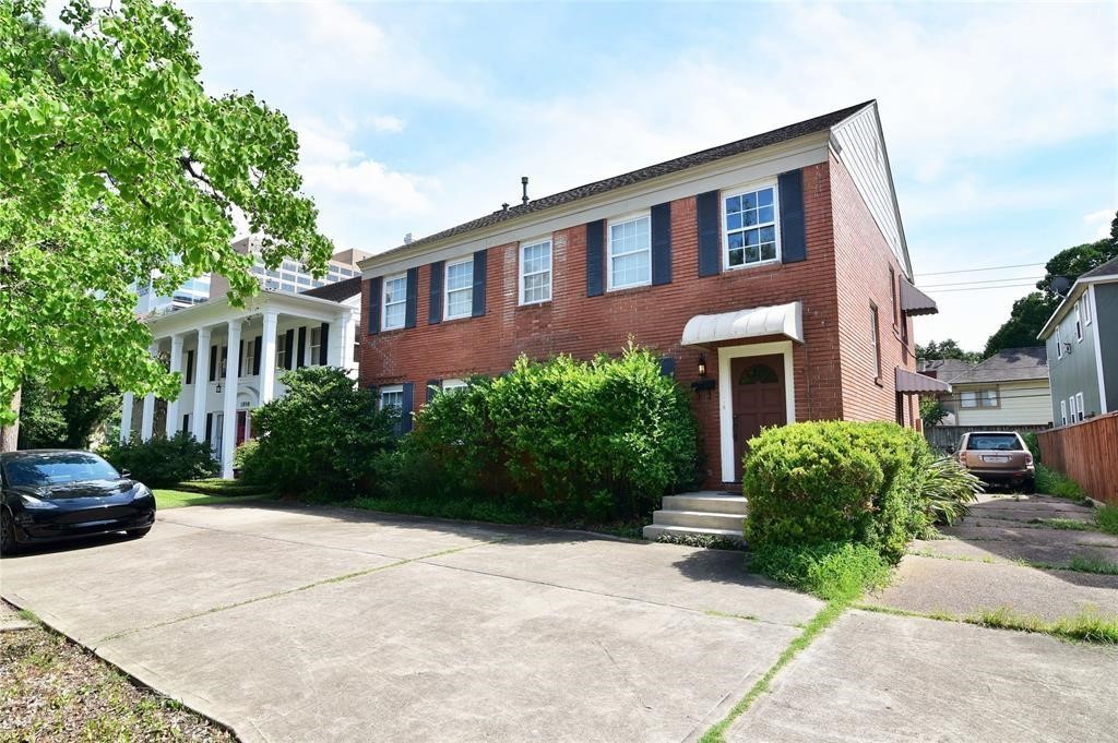 1961 Dryden Road, Unit 2 Houston, TX 77030 - Photo 2 of 15 Gallery Image 2