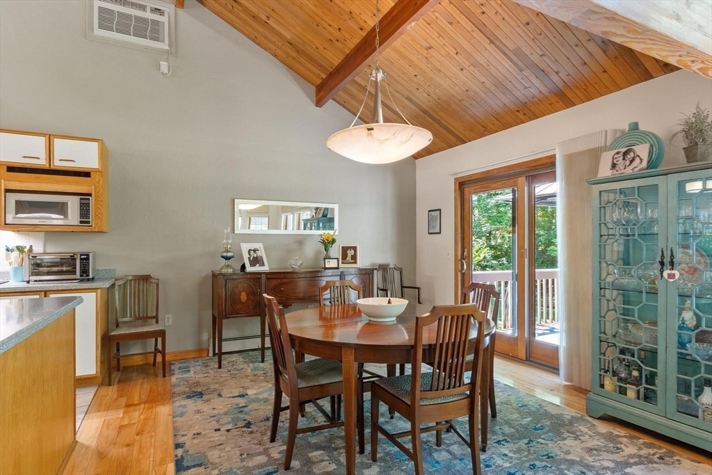 112 Elm Street Auburn, MA 01501 - Photo 8 of 42
