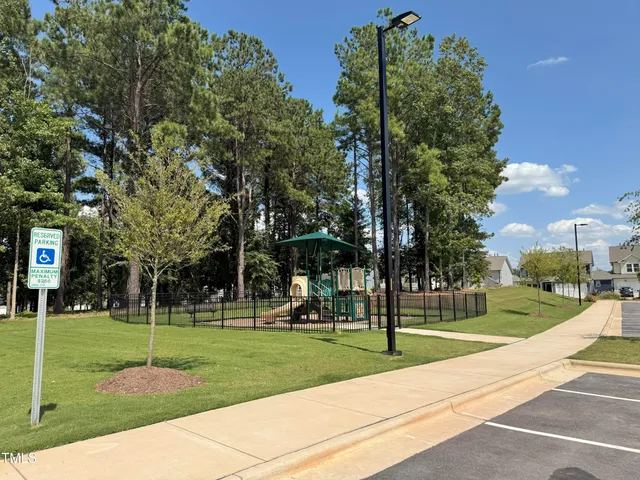 $1,900 | 371 Fosterton Cottage Way, Raleigh, NC 27603