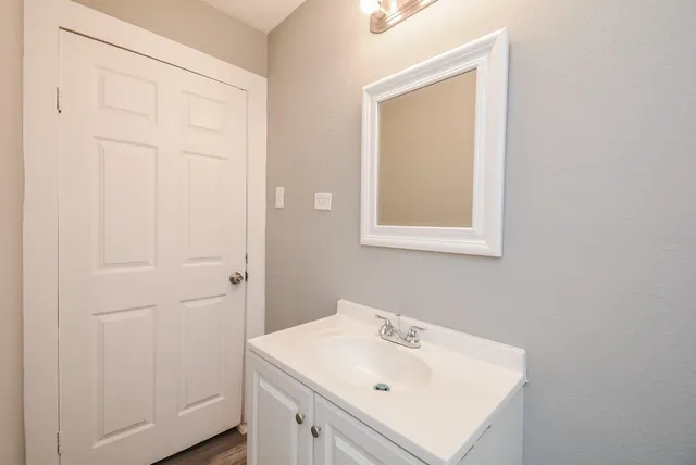 $1,195 | 14631 Renault Street, Houston, TX 77015