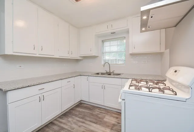 $1,195 | 14631 Renault Street, Houston, TX 77015