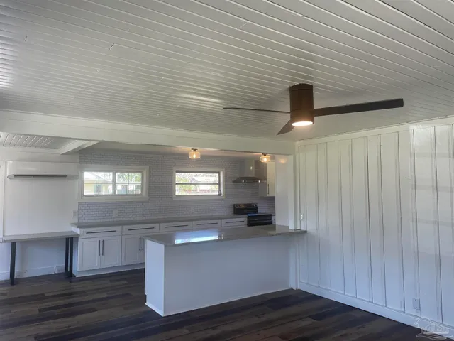 $1,950 | 2208 North N Street, Pensacola, FL 32501