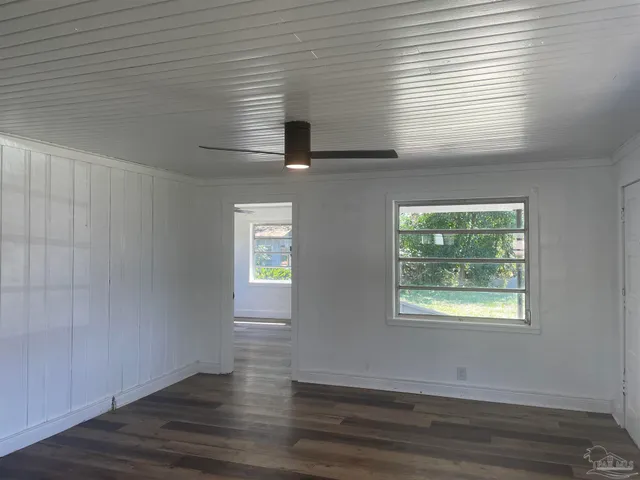 $1,950 | 2208 North N Street, Pensacola, FL 32501