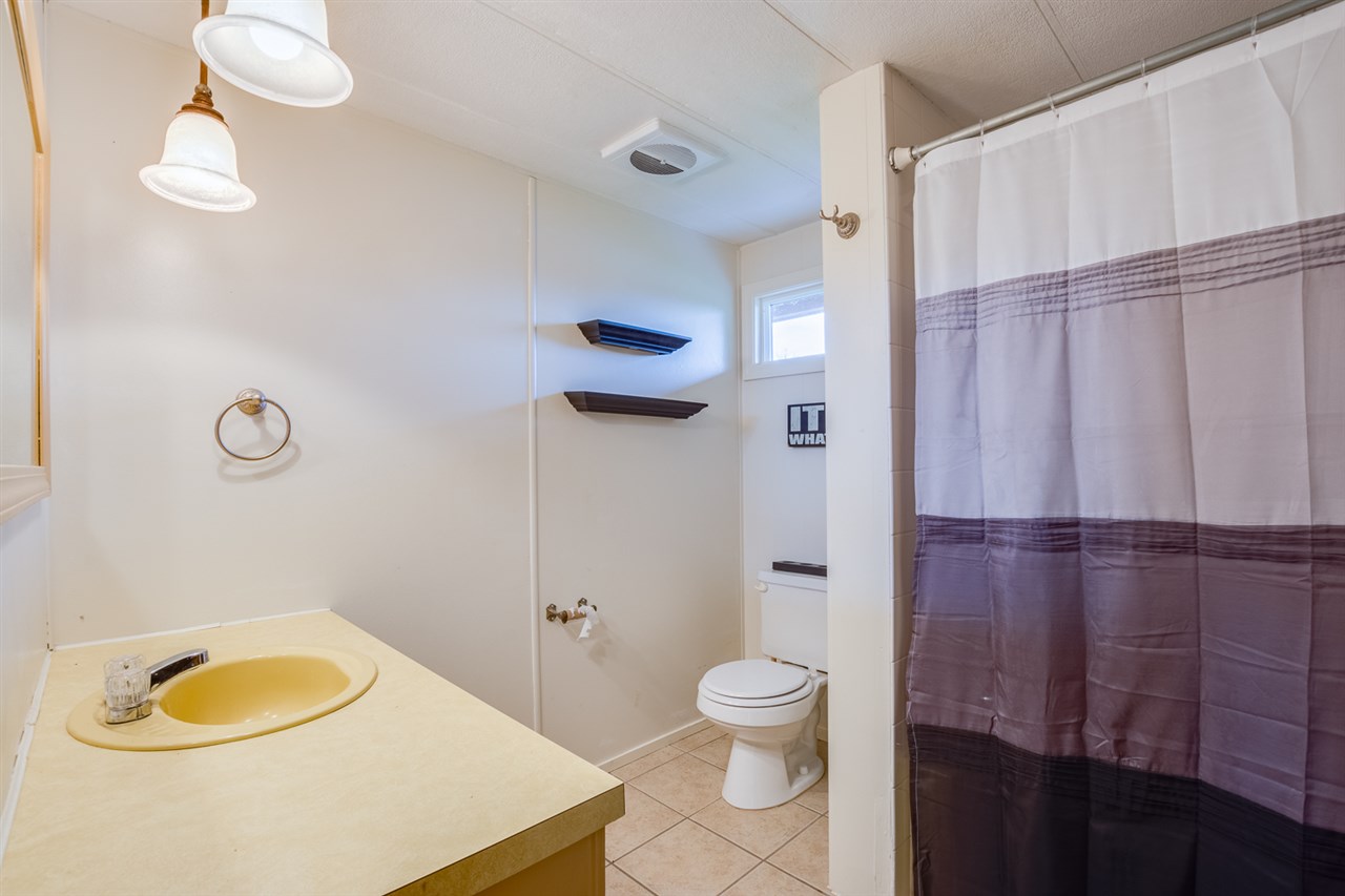 42709 North Boundary Road Elk, WA 99009 - Photo 12 of 17