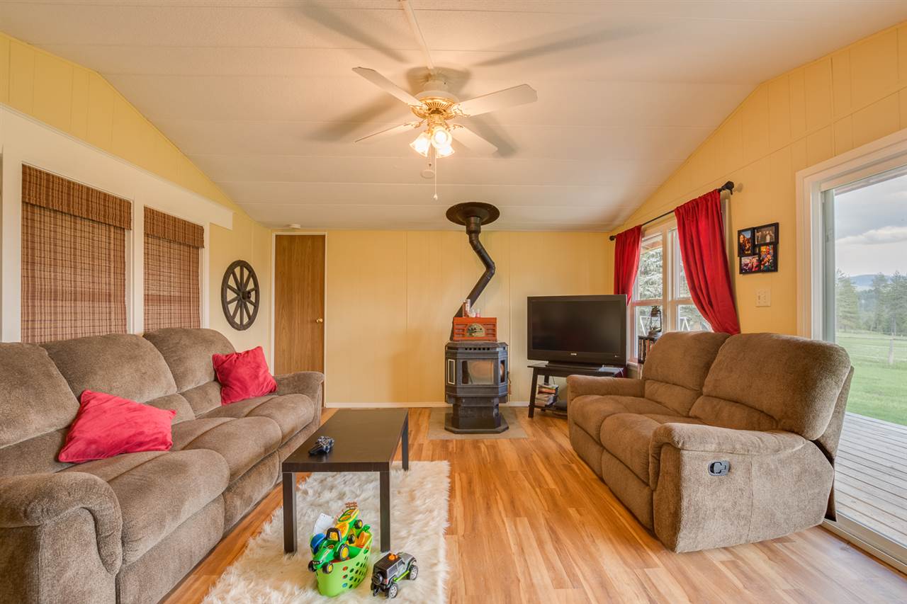 42709 North Boundary Road Elk, WA 99009 - Photo 4 of 17
