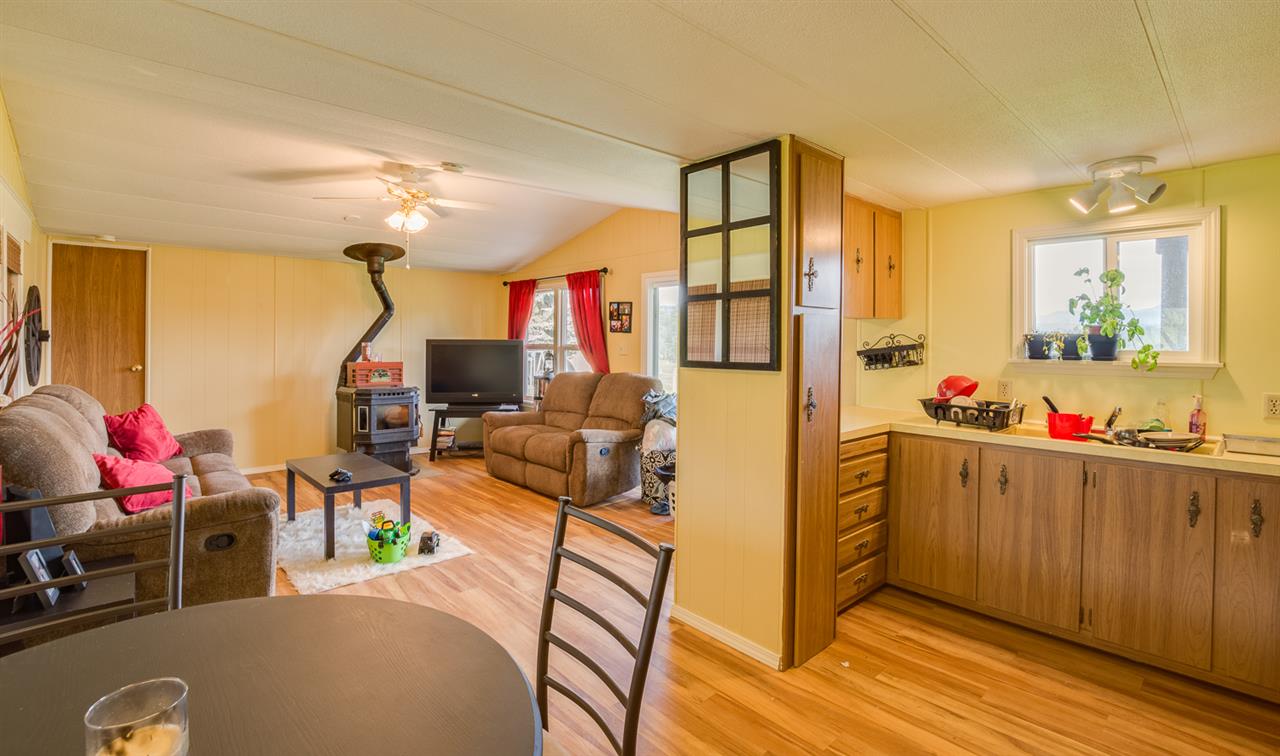 42709 North Boundary Road Elk, WA 99009 - Photo 5 of 17