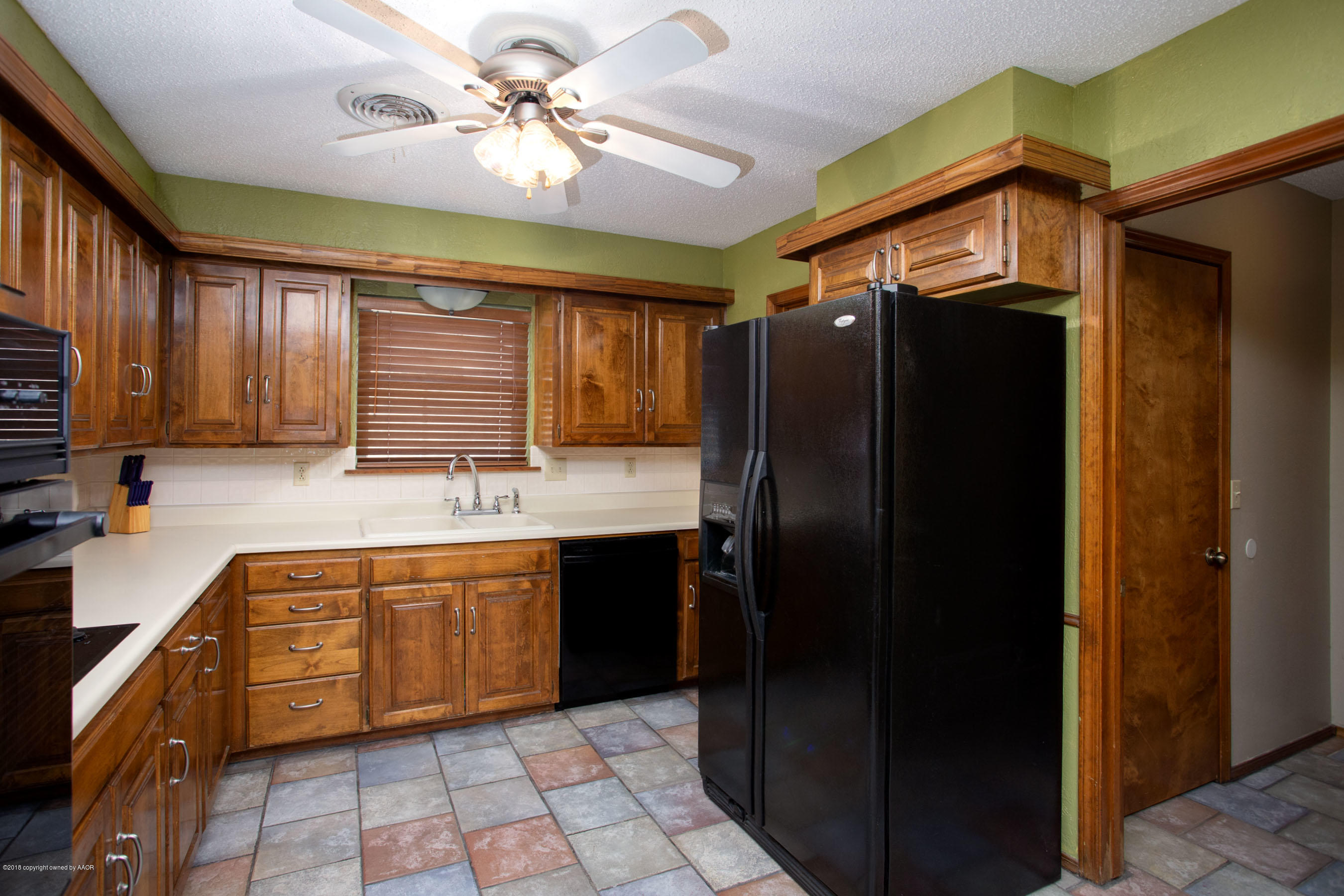 4204 Dodson Drive Amarillo, TX 79110 - Photo 11 of 21 Kitchen