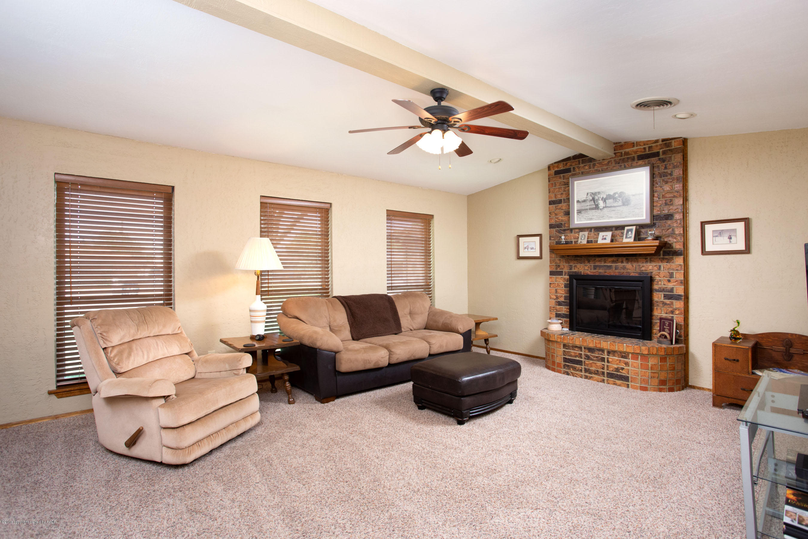 4204 Dodson Drive Amarillo, TX 79110 - Photo 10 of 21 Living