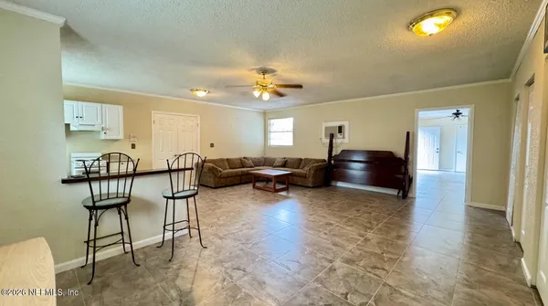 $1,500 | 5557 Floral Avenue, Jacksonville, FL 32211