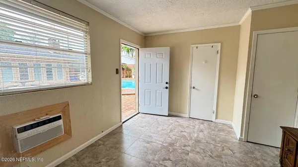 $1,500 | 5557 Floral Avenue, Jacksonville, FL 32211