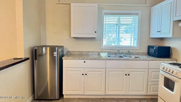 $1,500 | 5557 Floral Avenue, Jacksonville, FL 32211