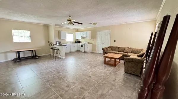 $1,500 | 5557 Floral Avenue, Jacksonville, FL 32211