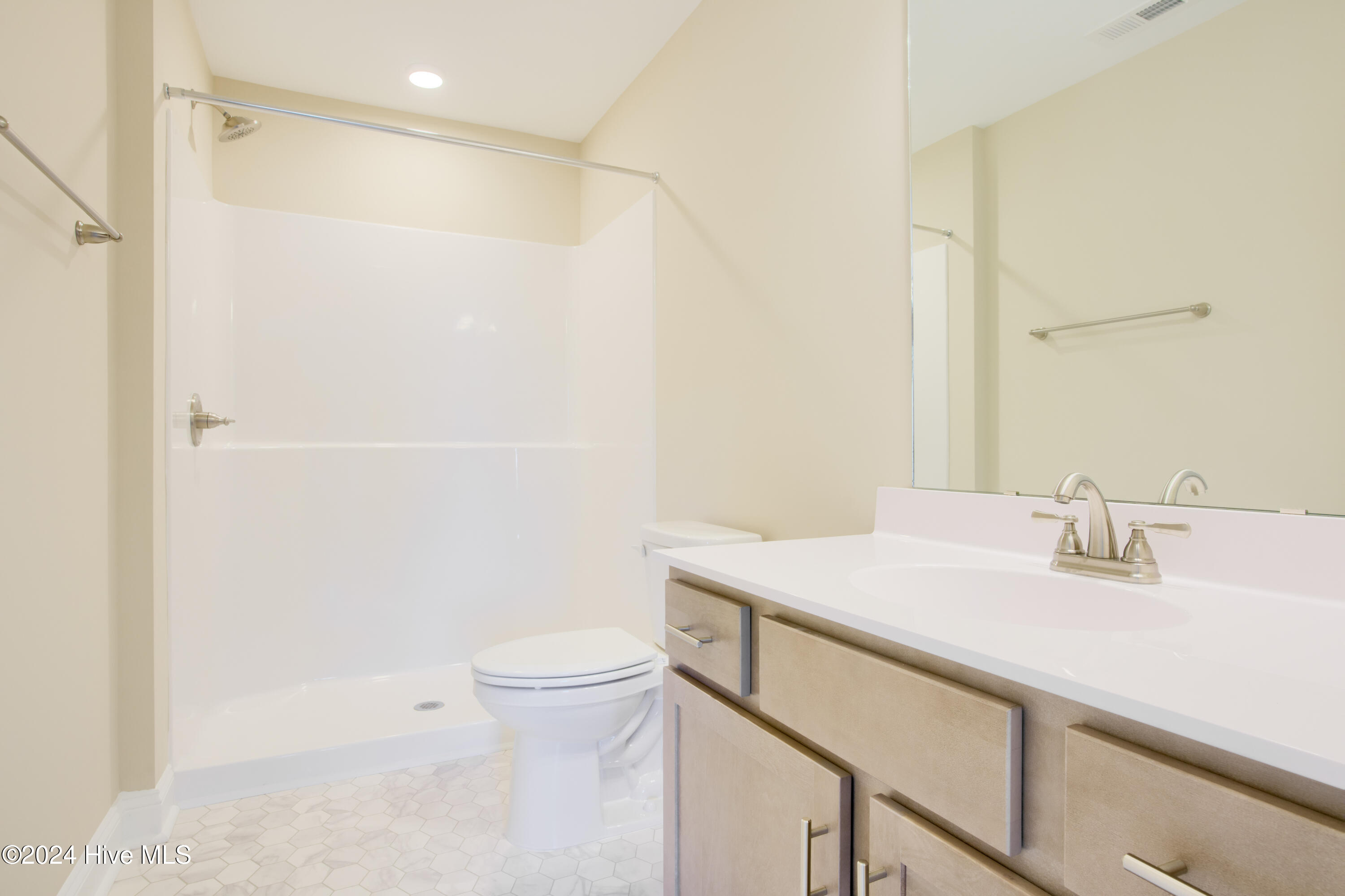 600 Jacks Xing Drive Hubert, NC 28539 - Photo 13 of 19 Primary Bathroom