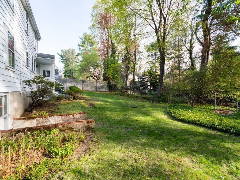 42 Martin Road Wellesley, MA 02481 - Photo 25 of 28