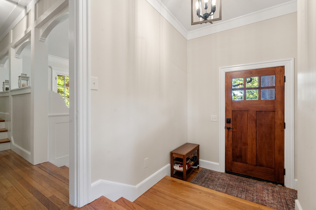 601 Walnut Street Newton, MA 02460 - Photo 7 of 21