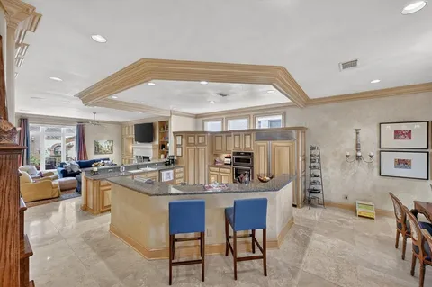 $679,000 | 4627 Collinwood Avenue, Fort Worth, TX 76107