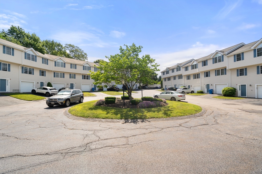 985 Trapelo Road, Unit 17 Waltham, MA 02452 - Photo 27 of 28 Gallery Image 27