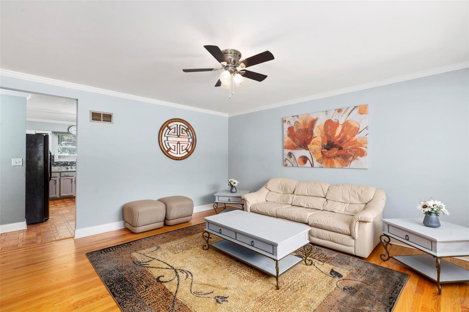 744 Forman Road St. Louis, MO 63123 - Photo 5 of 33 Gallery Image 5
