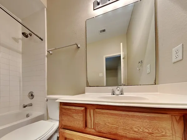 $1,690 | 20618 Sycamore Crest Lane, Katy, TX 77449