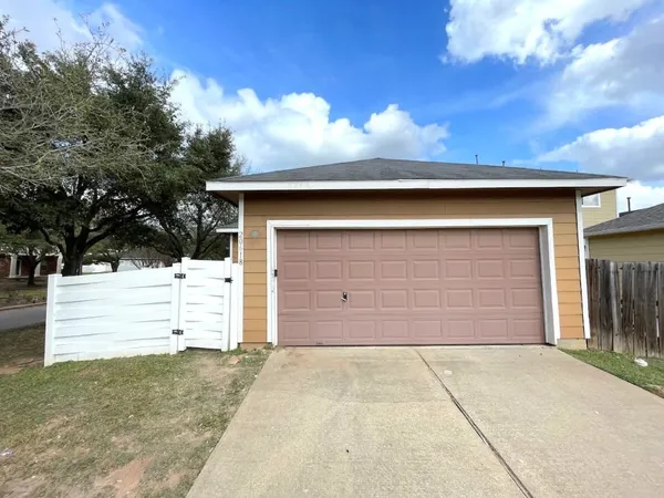 $1,690 | 20618 Sycamore Crest Lane, Katy, TX 77449