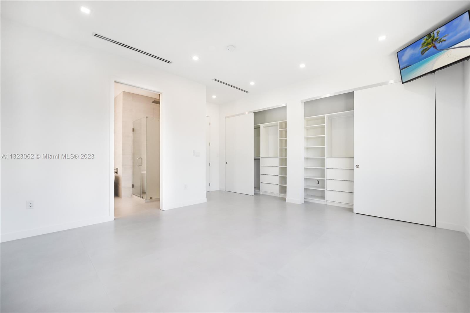 442 Southwest 15th Road Miami, FL 33129 - Photo 10 of 18