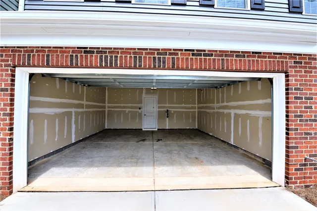 $2,200 | 2829 Sand Cove Court, Denver, NC 28037