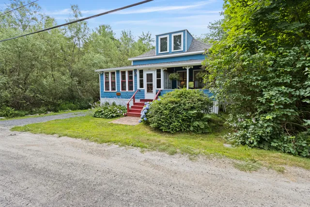 $579,000 | 85 Upper A Street, Portland, ME 04108