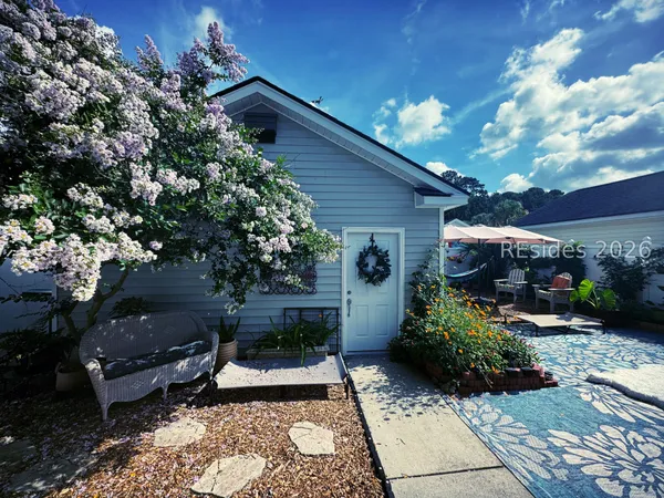 $499,999 | 100 9th Avenue, Bluffton, SC 29910