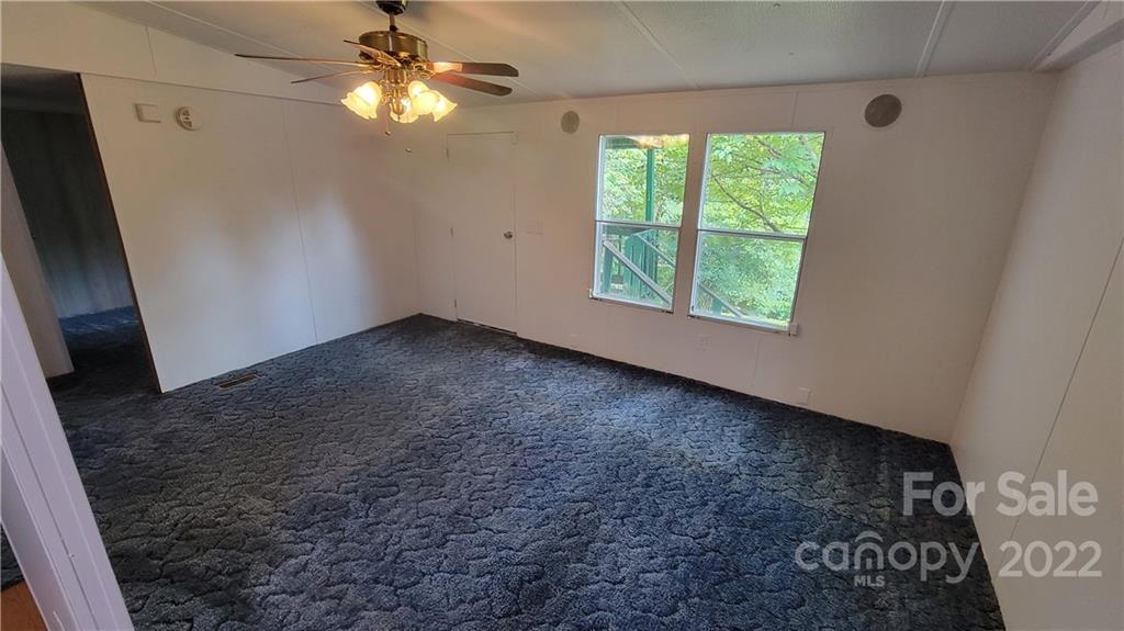 1516 Abington Road Lenoir, NC 28645 - Photo 3 of 12 Gallery Image 3