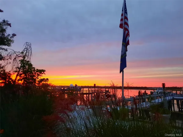 $2,249,870 | 101 Bay Street, Long Beach, NY 11561