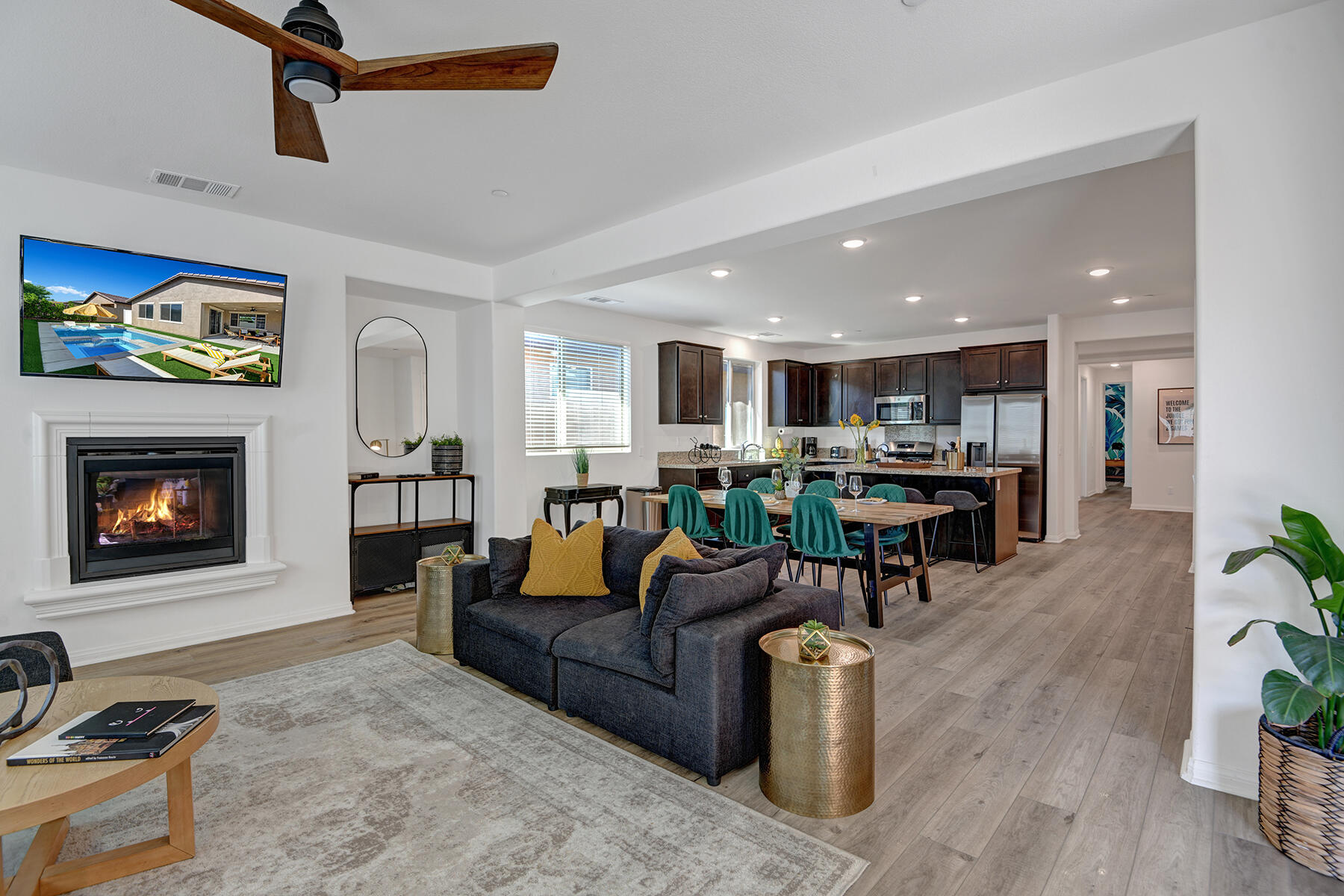 82785 Freeman Court Indio, CA 92201 - Photo 7 of 52 GREAT ROOM ANGLED IN RS