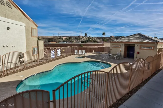 $1,395 | 4655 Gold Dust Avenue, Unit 206, Las Vegas, NV 89120