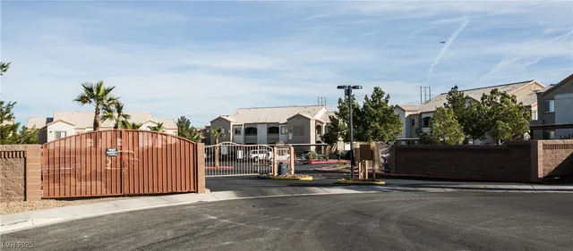 $1,395 | 4655 Gold Dust Avenue, Unit 206, Las Vegas, NV 89120