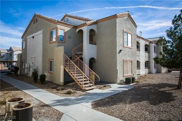 $1,395 | 4655 Gold Dust Avenue, Unit 206, Las Vegas, NV 89120