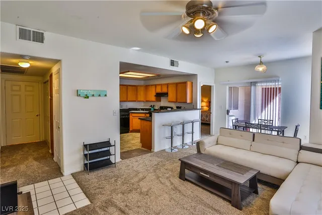$1,395 | 4655 Gold Dust Avenue, Unit 206, Las Vegas, NV 89120