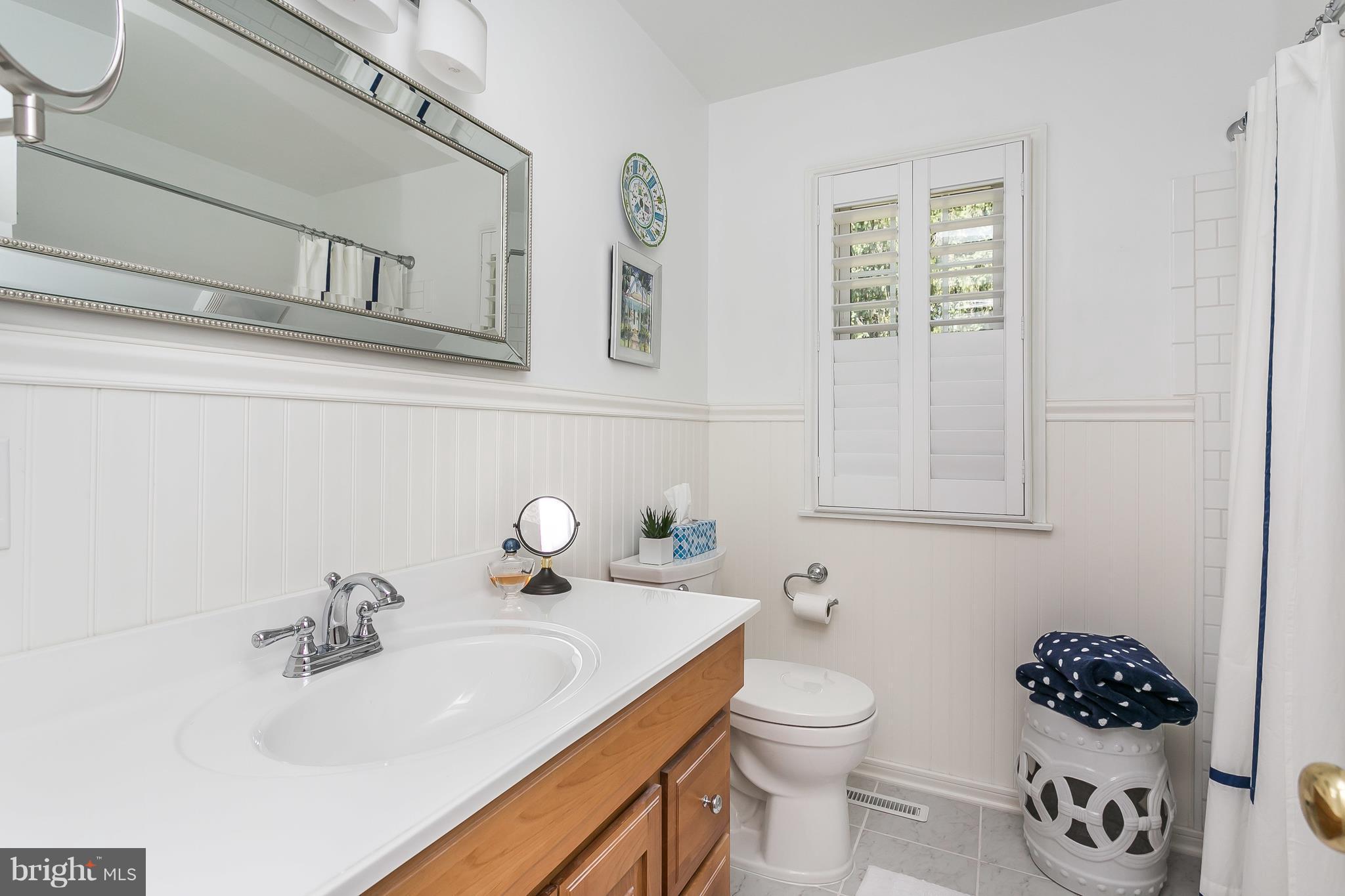 10562 Gateridge Road Cockeysville, MD 21030 - Photo 17 of 30 Upper Level Bath