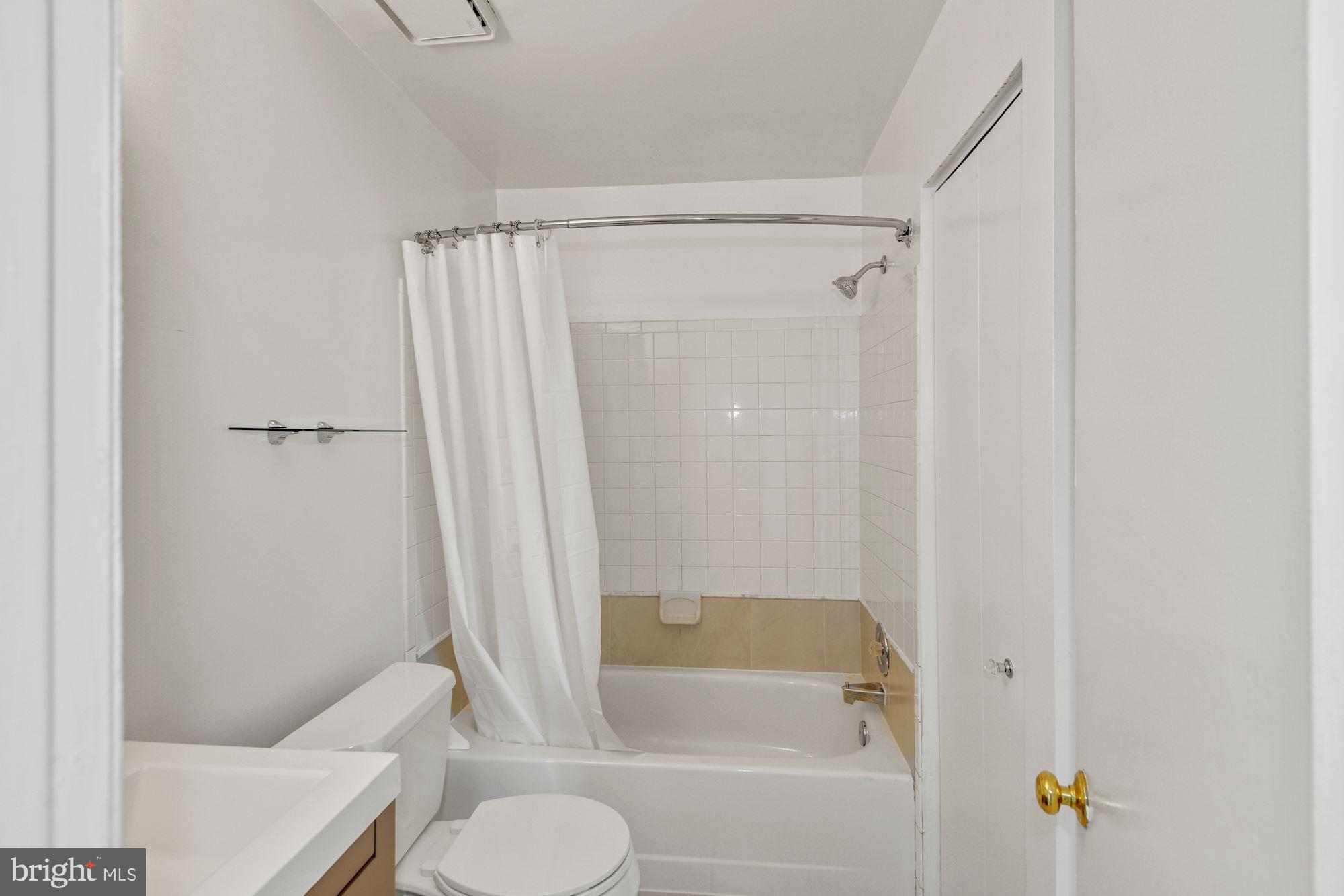 2863 Shepperton Terrace Silver Spring, MD 20904 - Photo 21 of 34 Gallery Image 21