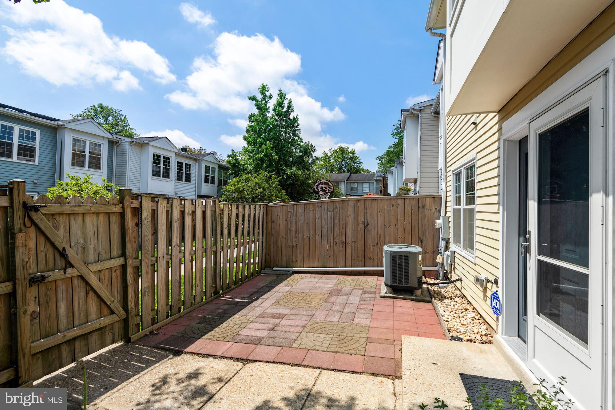 2863 Shepperton Terrace Silver Spring, MD 20904 - Photo 6 of 34 Gallery Image 6