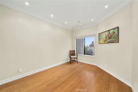 $1,799,000 | 200 Paris Lane, Unit 111, Newport Beach, CA 92663